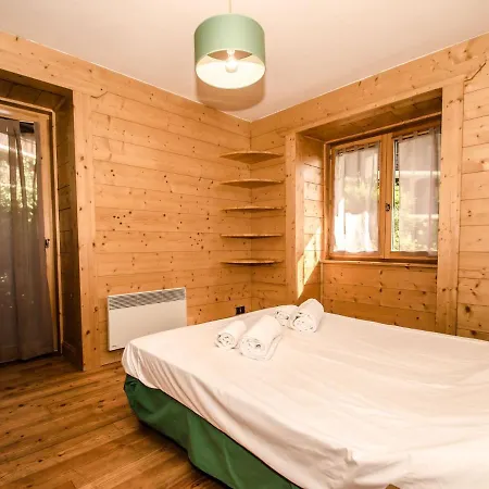 Very Nice Cozy And Bright Apartment Near The Center Of Chamonix Apartment