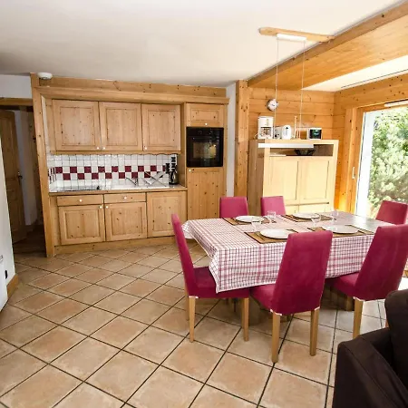 Very Nice Cozy And Bright Apartment Near The Center Of Chamonix *