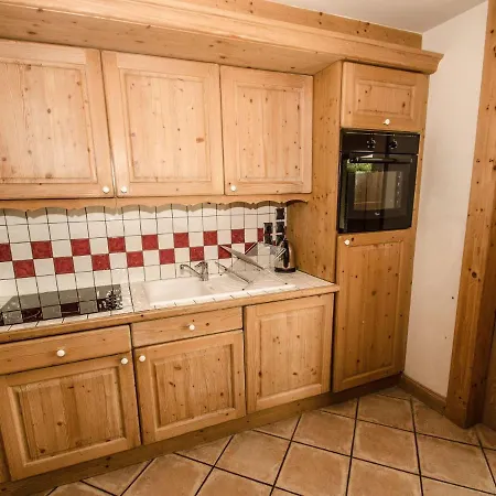 Very Nice Cozy And Bright Apartment Near The Center Of Chamonix *